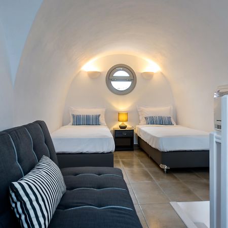 White Harmony Suites Megalochori  Luaran gambar
