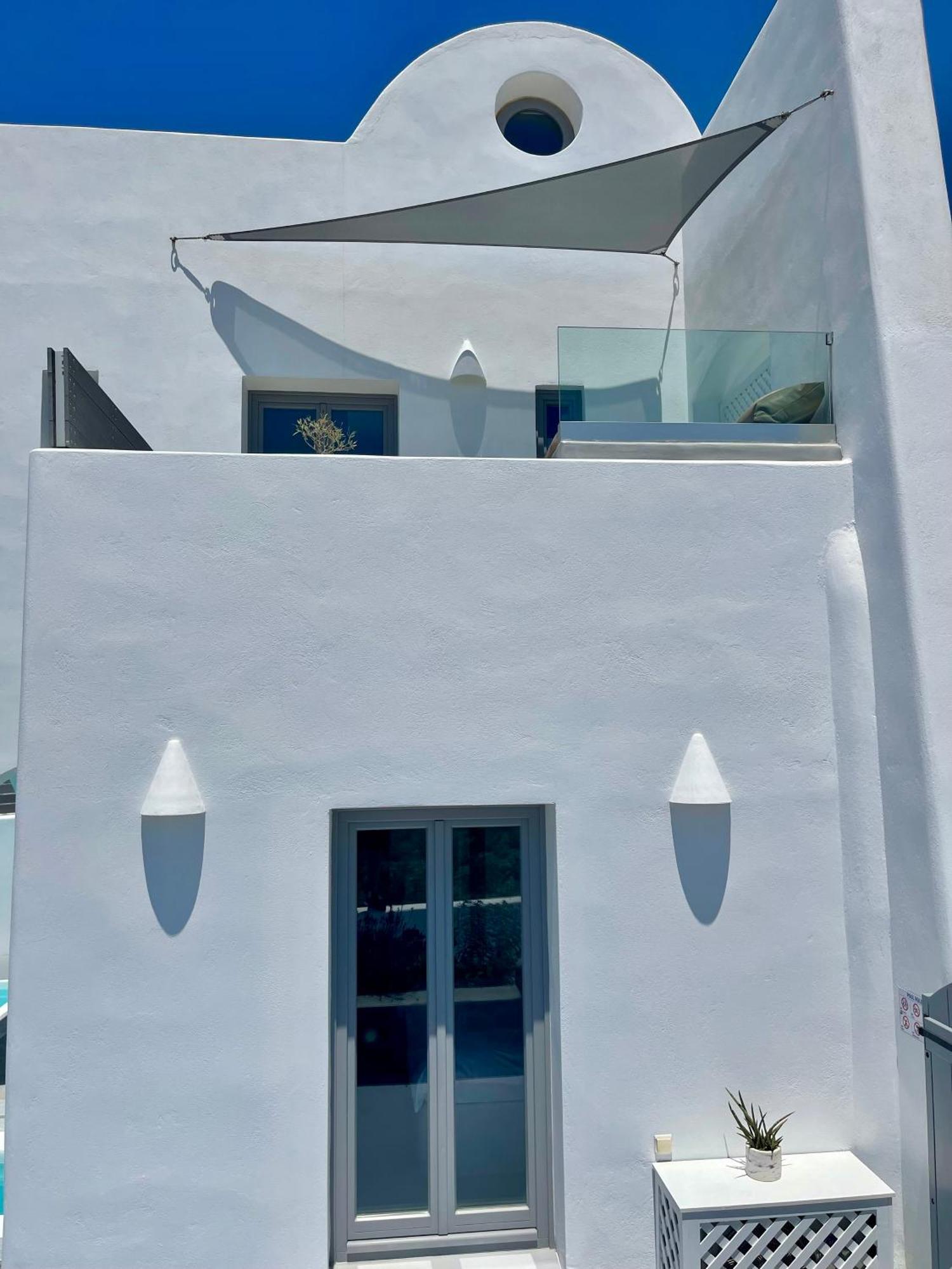 White Harmony Suites Megalochori  Luaran gambar