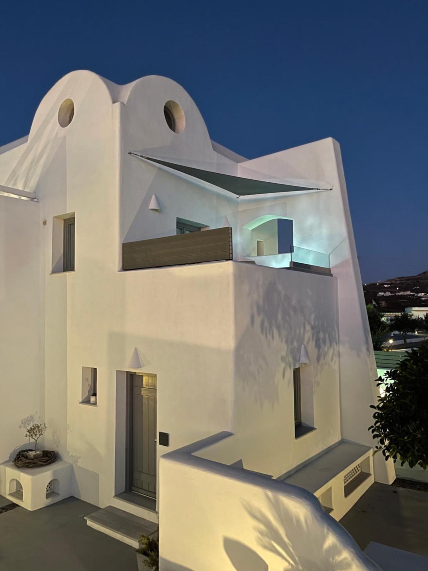 White Harmony Suites Megalochori  Luaran gambar